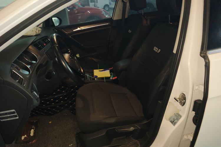 Used Volkswagen Golf 2015 1.6L Automatic Comfort Model Left Front Seat