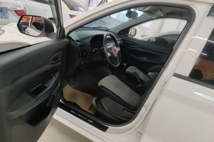 Used Wuling Hongguang 2021 1.5L S Base Version LAR