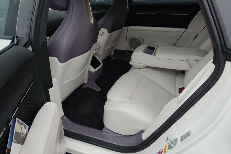 Used Avatr 12 2026 Ultra Pure-Electric All-Wheel-Drive Version
