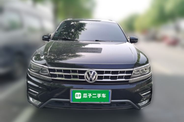 Used Volkswagen Tiguan L 2019 380TSI Automatic All-Wheel Drive Luxury Edition with 7 Seats China VI Standard Front