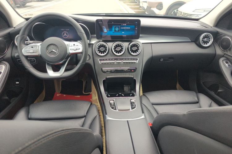 Used Mercedes-Benz C-Class 2020 Restyled C 200 L Fashion Edition Sport Version Center Console