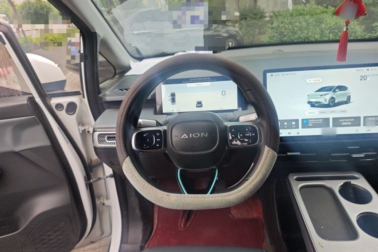 Used AION Y 2023 Younger Star Edition