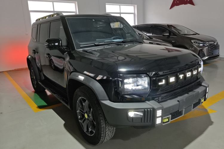 Used JETOUR Traveler 2023 2.0T All-Wheel Drive CrossPRO+