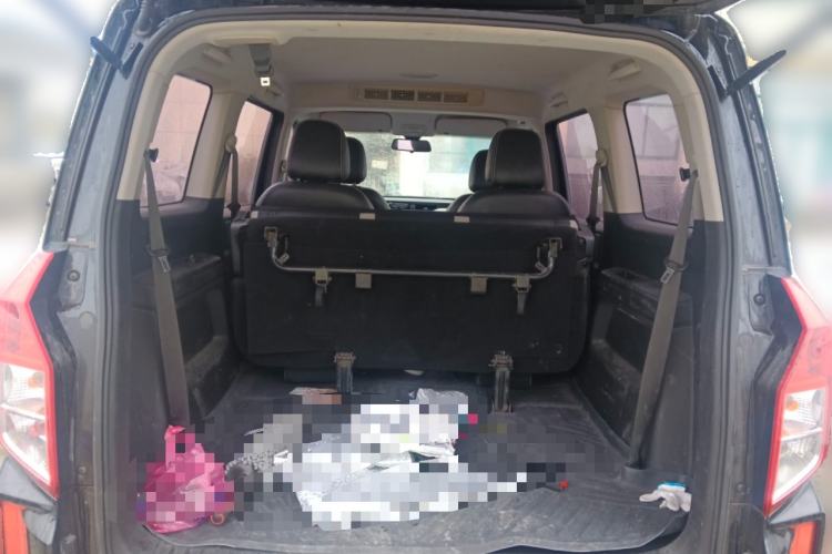 Used Wuling Hongguang PLUS 2020 1.5L Manual Comfort 7-Seater Trunk