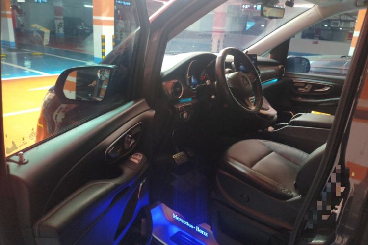 Used Mercedes-Benz V-Class 2021 V 260 L Long-wheelbase Luxury Edition Driver Seat