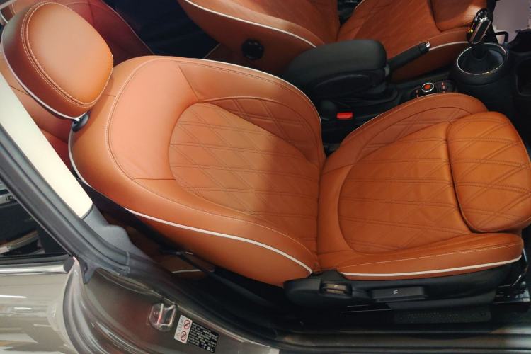 Used MINI 2019 1.5T COOPER Artist Right Front Seat