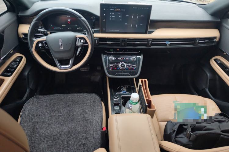 Used Lincoln Corsair 2022 2.0T Four-Wheel Drive Luxury Edition Center Console