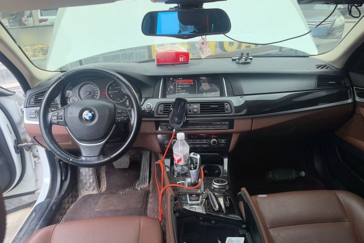 Used BMW 5 Series 2017 525Li Leading Model
