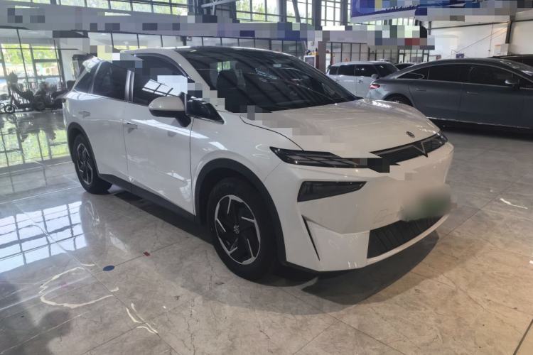 Used Venucia VX6 2023 520 Pro
