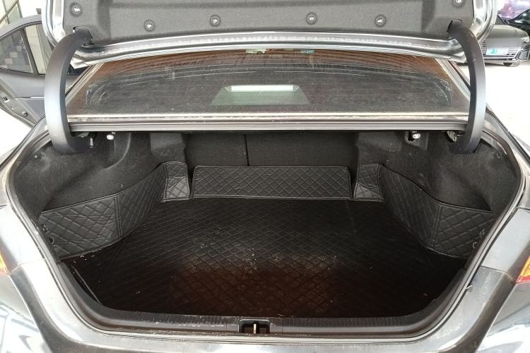 Used Toyota Camry 2023 2.0S Knight Edition