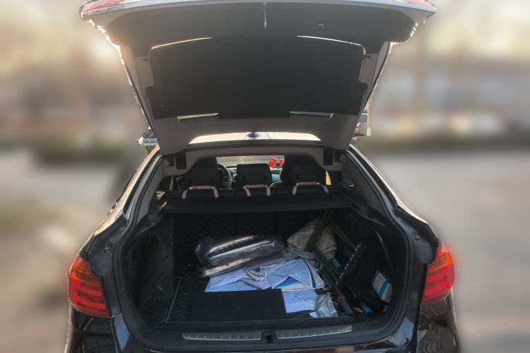 Used BMW 3 Series GT 2016 320i Fashion Model
