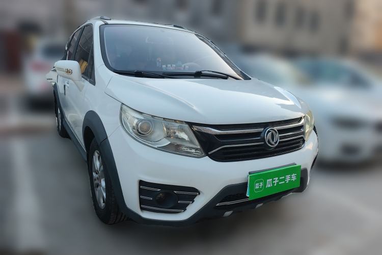 Used FORTHING Joyear XV 2015 1.6L CVT Luxury Model
