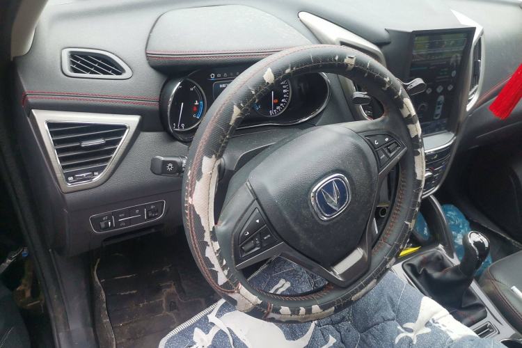 Used Changan CS75 2017 Shangkui Edition 1.5T Manual Enjoyment Model
