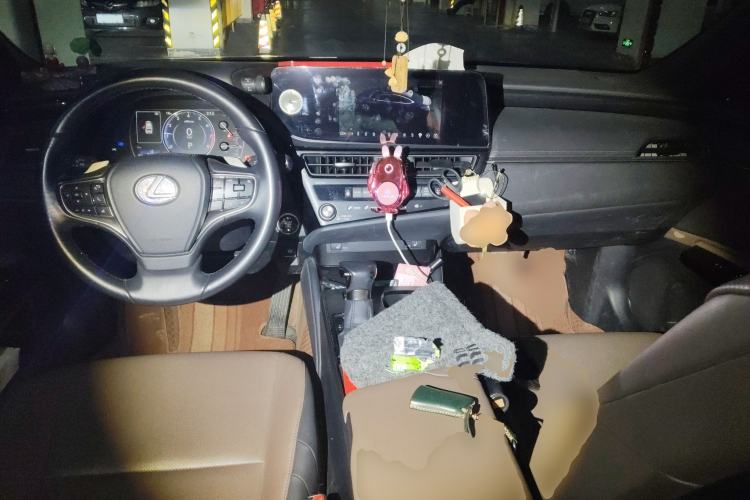 Used Lexus ES 2023 200 Excellence Edition