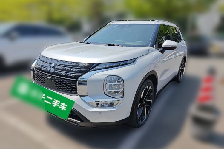 Used Mitsubishi Outlander 2023 1.5T CVT Two-Wheel Drive Luxury Edition 5 Seats