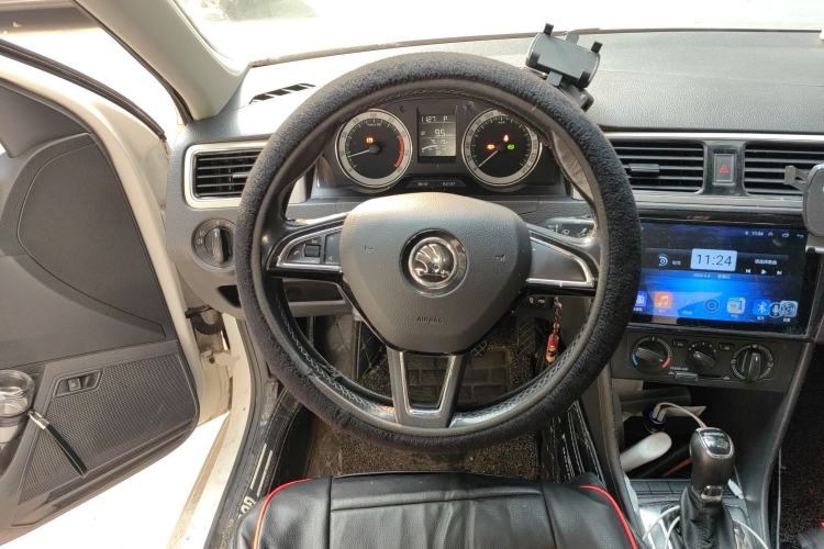 Used Skoda Rapid 2018 1.6L Automatic Comfort Edition
