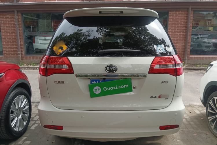 Used BYD M6 2015 2.4L Automatic Prestige Edition Rear