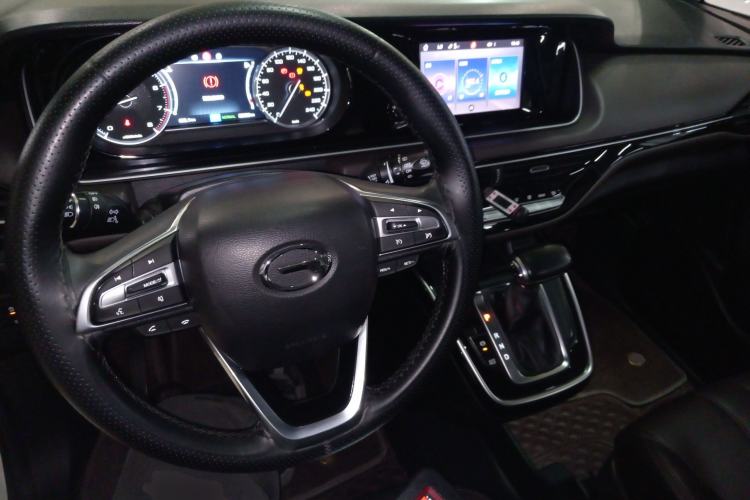 Used GAC Trumpchi M6 2019 270T DCT Luxury Edition (6-seater) China VI Center Console