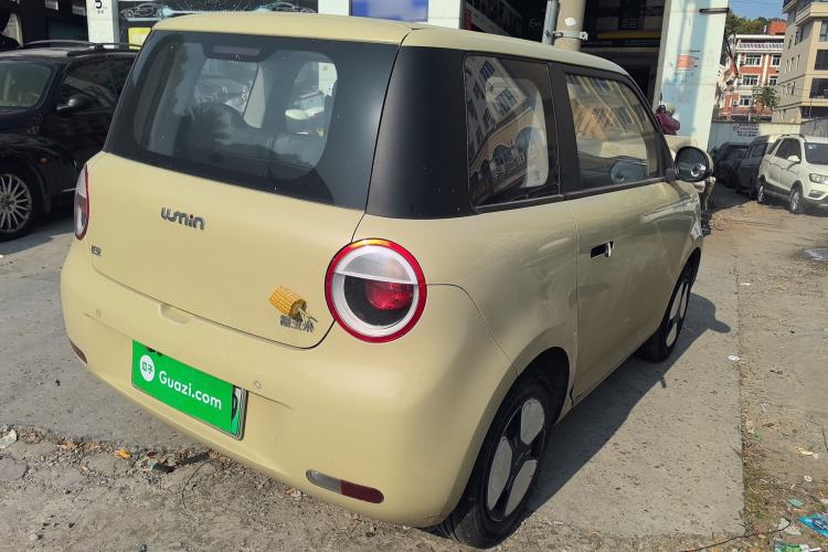 Used CHANGAN NEVO Lumin 2022 301km Honey-Sweet Version Rear Right 45 Deg