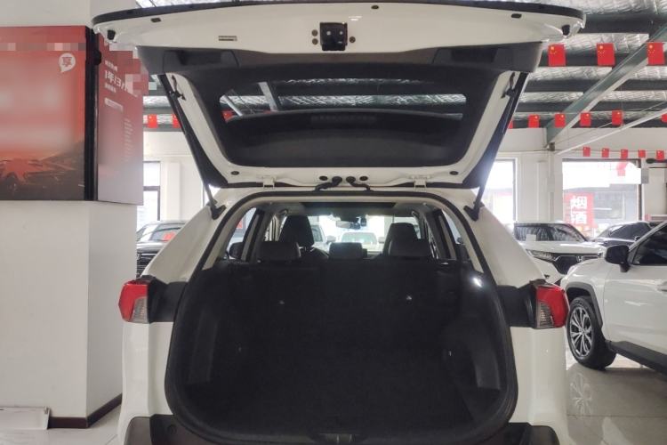 Used Toyota RAV4 2023 2.0L CVT Two-Wheel Drive Fashion Plus Edition