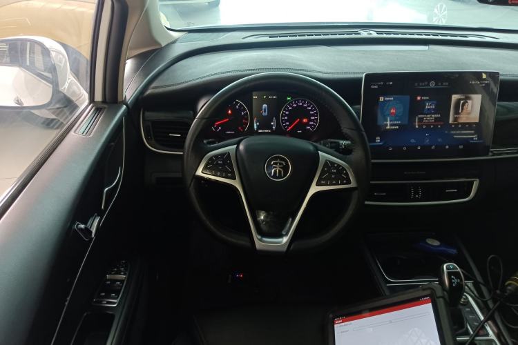 Used BYD Song MAX 2019 1.5T Automatic Smart Connect ZhiLian RuiDong 6-Seater China V Standard Steering Wheel