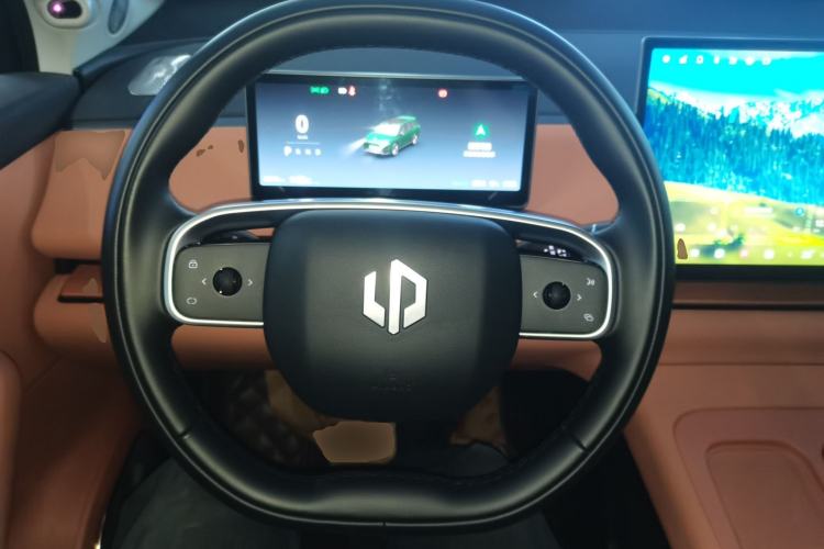 Used Leapmotor C16 2024 All-Electric 520 LiDAR Edition Steering Wheel