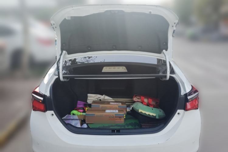 Used Toyota Corolla 2016 Dual-Engine 1.8L E-CVT Elite Edition