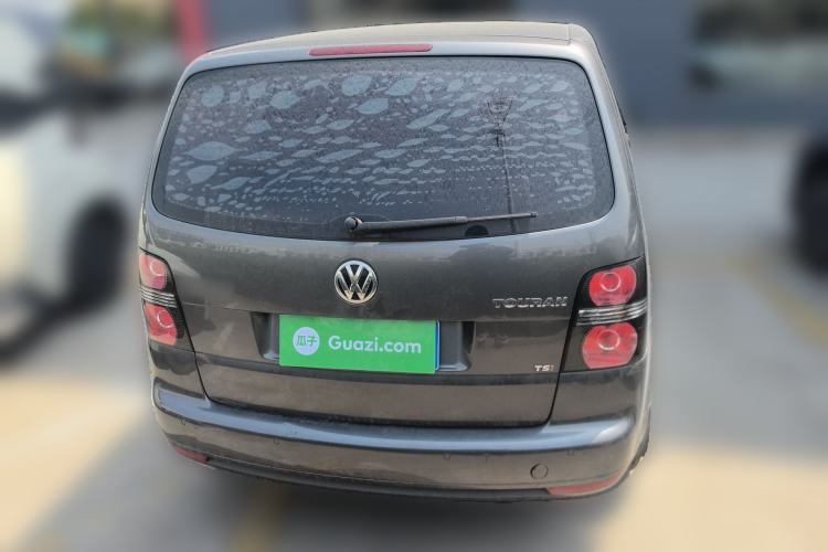 Used Volkswagen Touran 2015 1.4T Manual Fashion Edition 5-Seater Rear