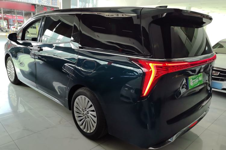 Used Buick Century 2023 2.0T Four-Seat Private Edition Exterior 2