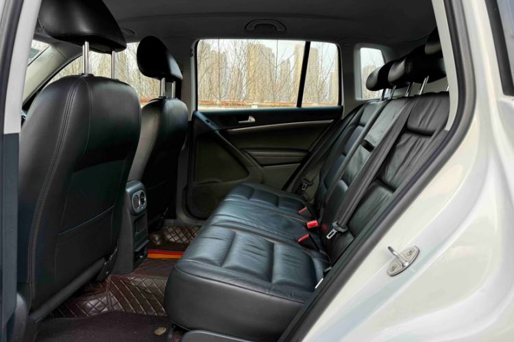 Used Volkswagen Tiguan L 2015 1.8TSI Automatic Two-Wheel Drive Comfort Edition
