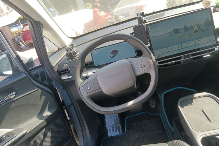 Used Venucia VX6 2025 Large Flat-Layout 520 Pro
