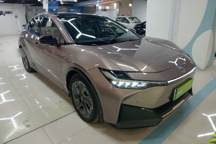 Used Toyota bZ3 2024 616 km Long-Range Premium
