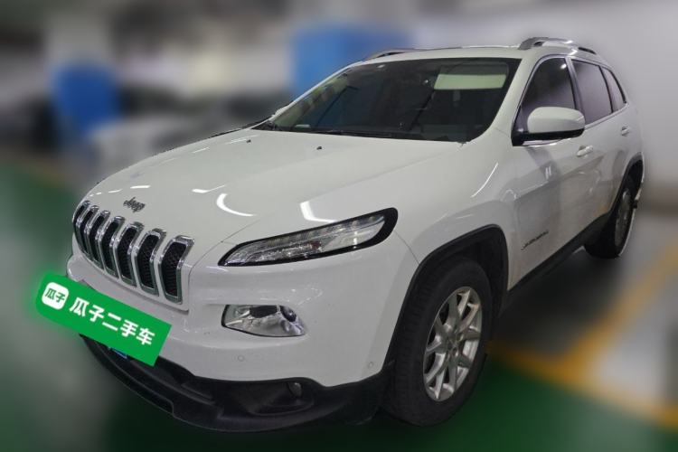Used Jeep Cherokee 2016 2.0L Superior Edition