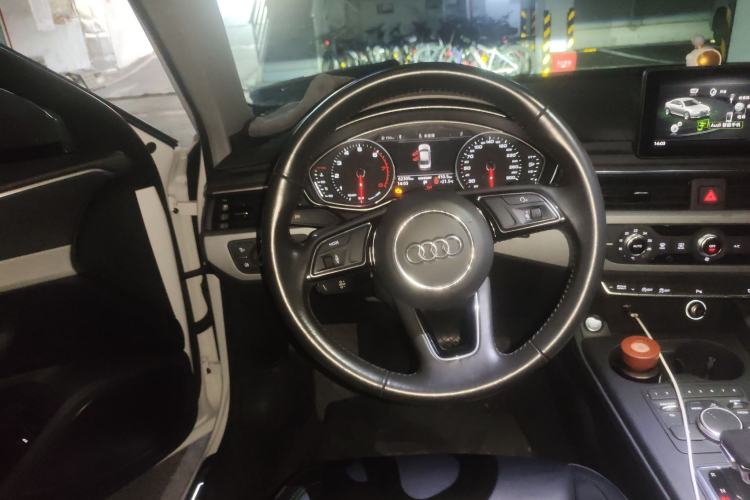 Used Audi A4L 2018 30th Anniversary Edition 40 TFSI Trendy Model