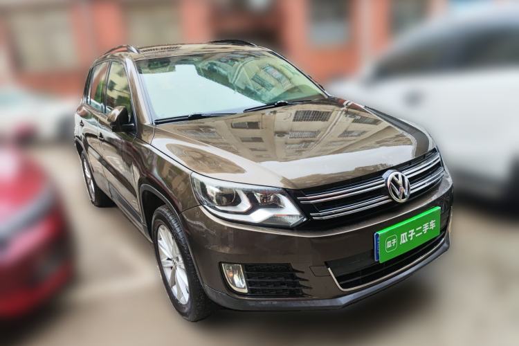 Used Volkswagen Tiguan 2013 1.8 TSI Automatic Two-Wheel Drive Comfort Edition Front Right 45 Deg