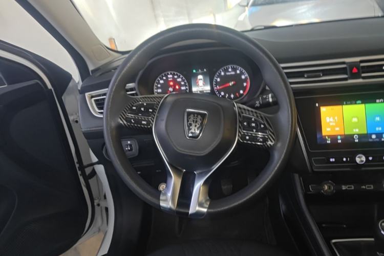 Used Roewe i5 2020 1.5L Manual 4G Connect Luxury Edition

