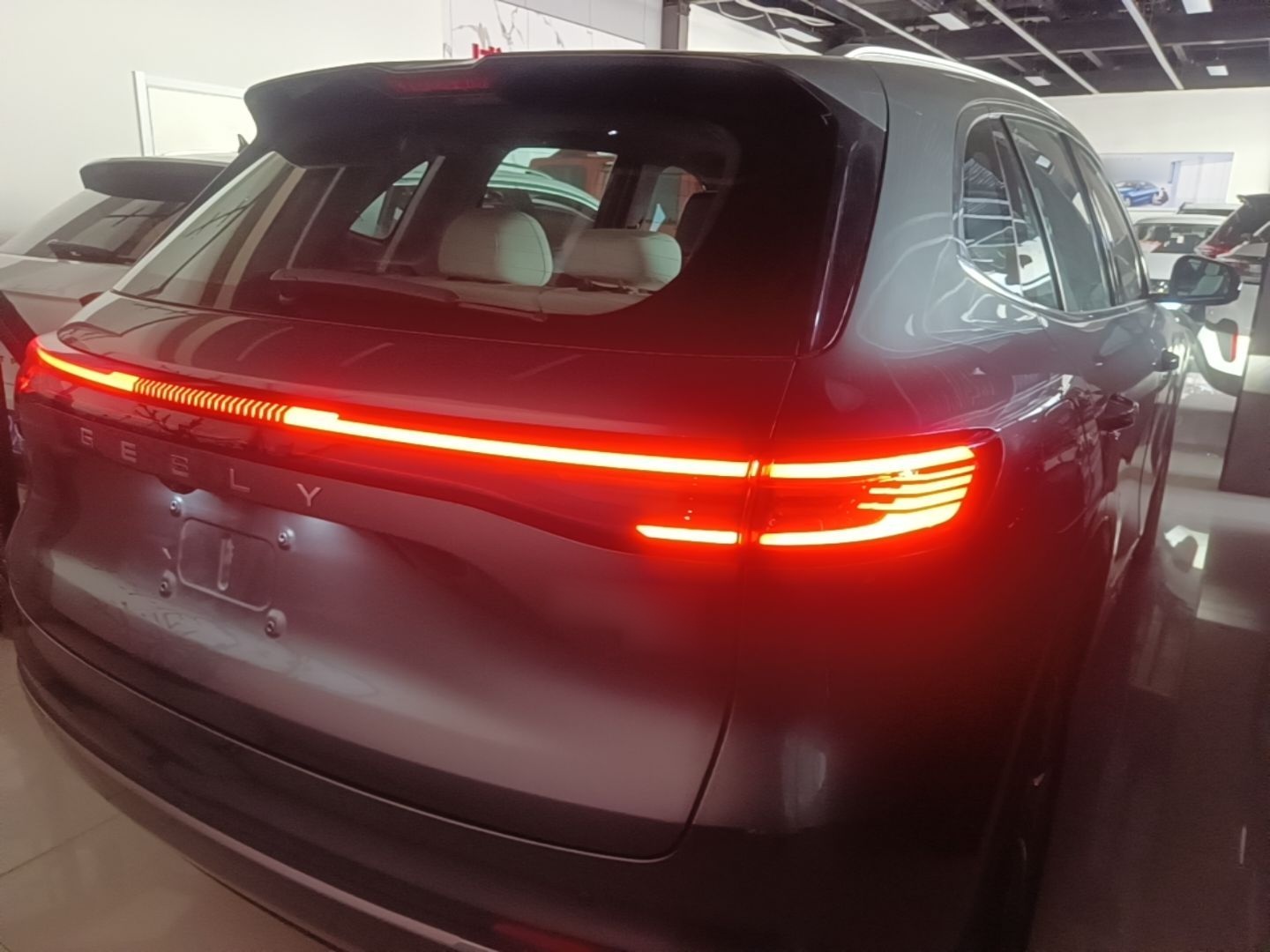 Geely Galaxy Xingjian 7 EM-i 2025 120km Exploration+ Version — снимка 5