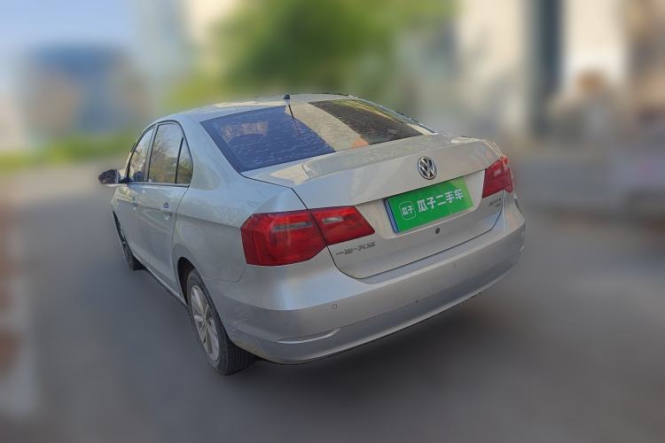 Used Volkswagen Jetta 2015 Value Edition 1.6L Automatic Comfort Version Rear Left 45 Deg