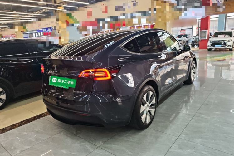 Used Tesla Model Y 2024 Rear-Wheel-Drive Version Rear Right 45 Deg