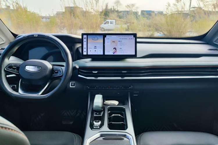 Used Geely Auto Haoyue L 2023 2.0T DCT Prestige Edition