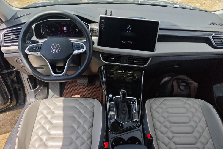 Used Volkswagen Tayron 2023 330TSI Two-Wheel-Drive Luxury Plus Advanced Version
