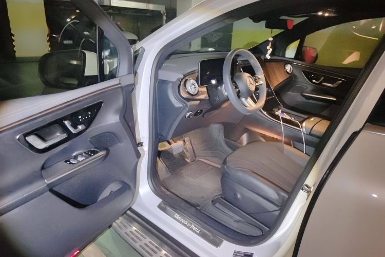 Used Mercedes-Benz EQE SUV 2023 350 4MATIC Pioneer Edition