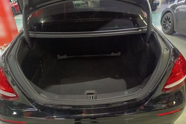 Used Mercedes-Benz E-Class 2017 E 300 L Luxury Model