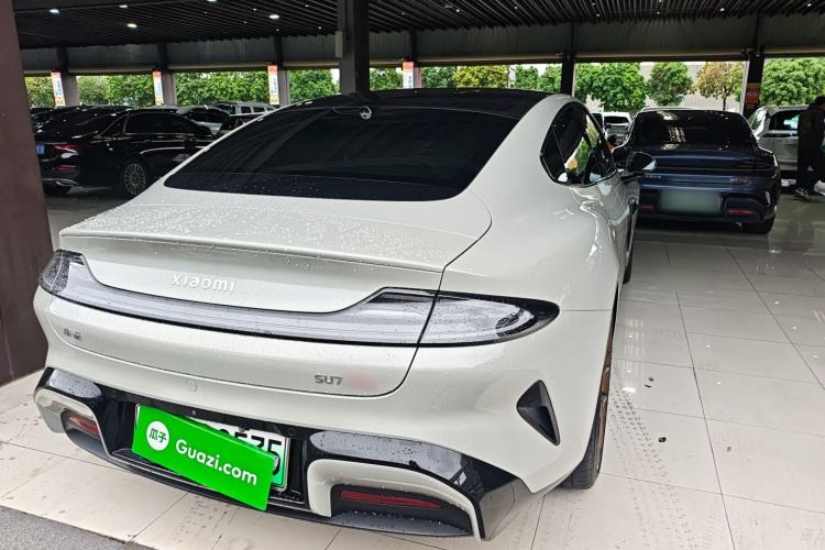 Used Xiaomi Auto SU7 2024 Four-Wheel Drive Ultra-Long Range Advanced Intelligent Driving Max Edition
