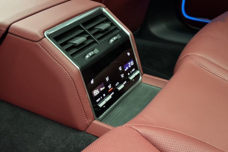 Used Porsche Panamera 2023 Facelifted Panamera 2.9T Platinum Edition Interior 4