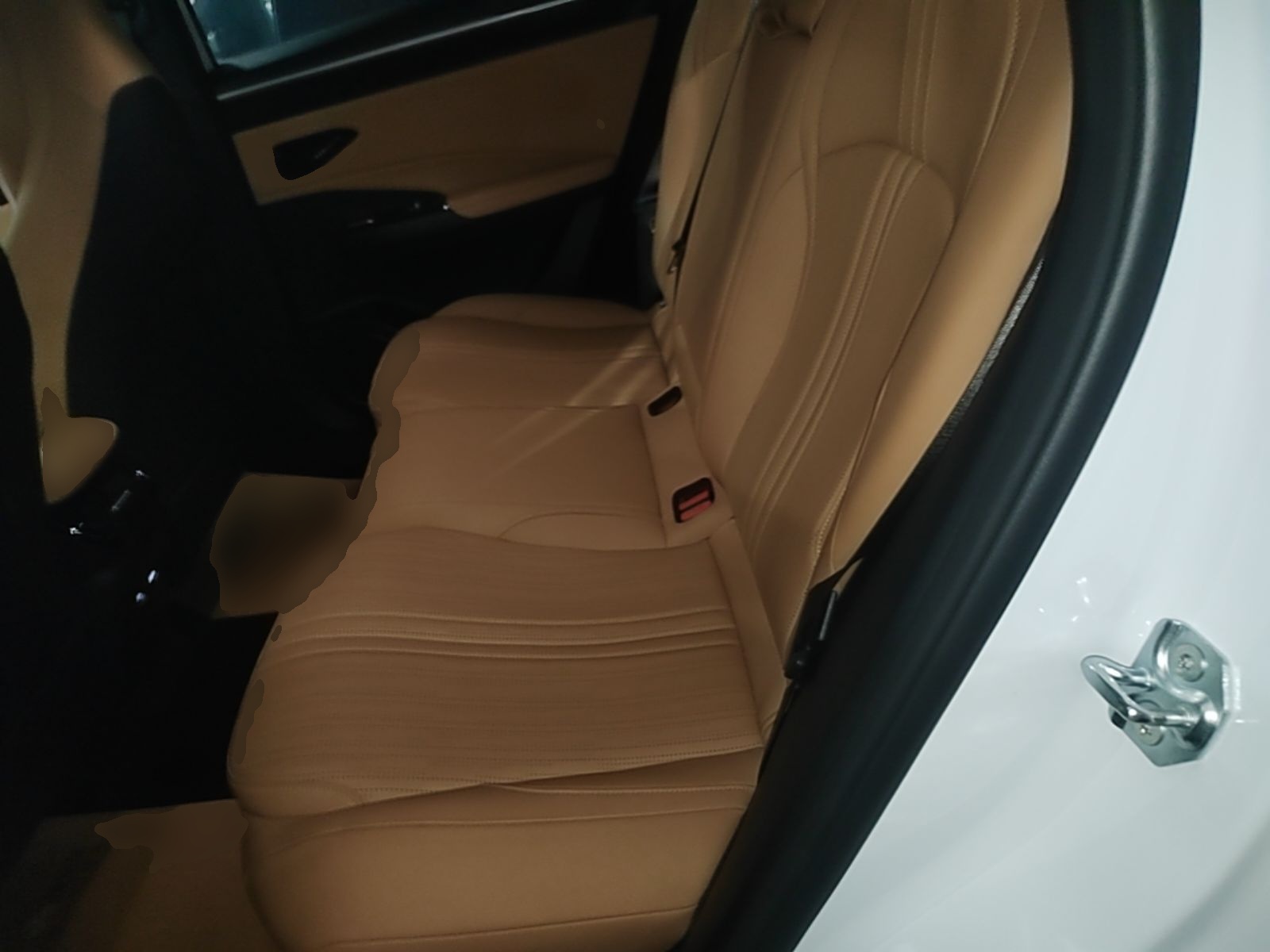 Geely Galaxy L7 2024 1.5T 115 km PLUS Dragon Edition — снимка 20