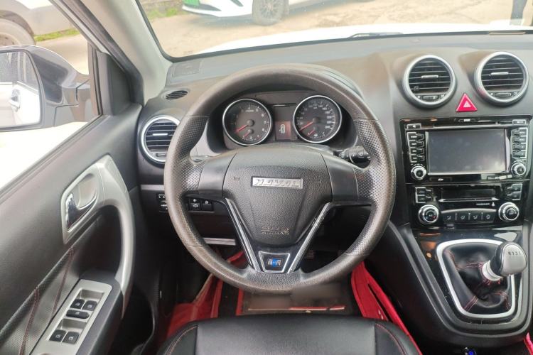 Used Haval H6 2016 Upgraded Model 1.5T Manual Two-Wheel Drive Urban Version