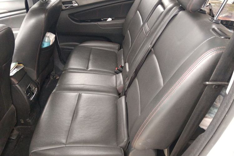 Used CHANGAN KAICHENG Oushang A600 2016 1.5L Manual Luxury 7-Seater
