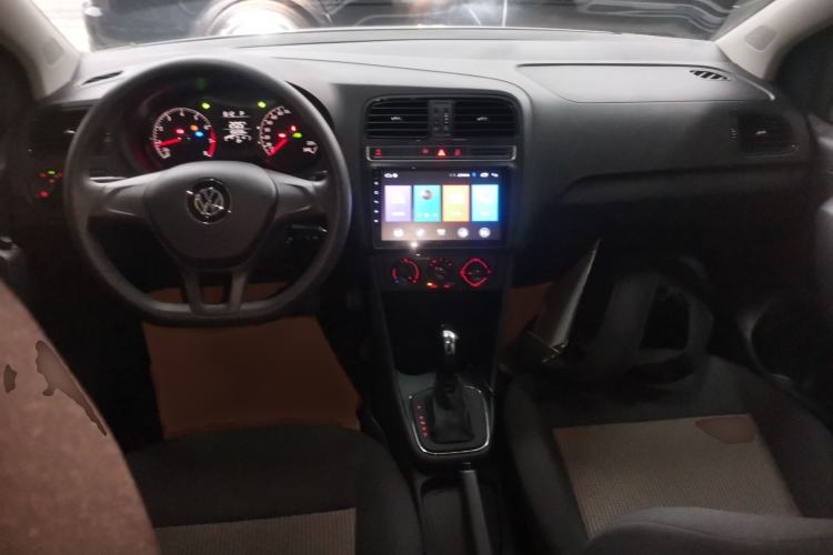 Used Volkswagen Polo 2018 1.5L Automatic Advanced Driving Model Center Console