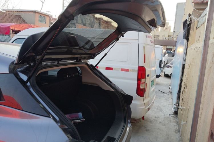 Used NETA V 2022 Standard Range Industry Custom Edition Trunk